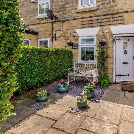 Snowdrop Cottage Wetherby Exteriör bild